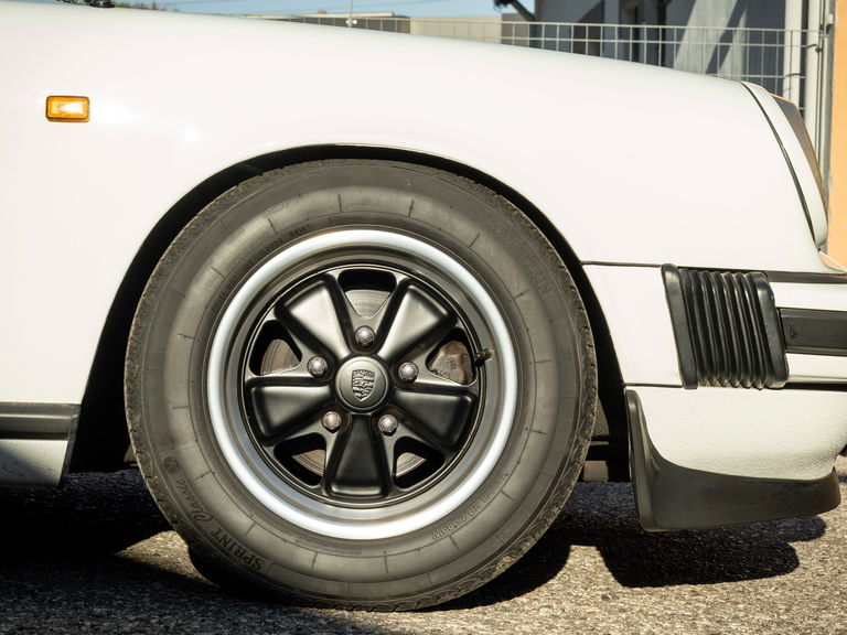 Porsche 911 SC