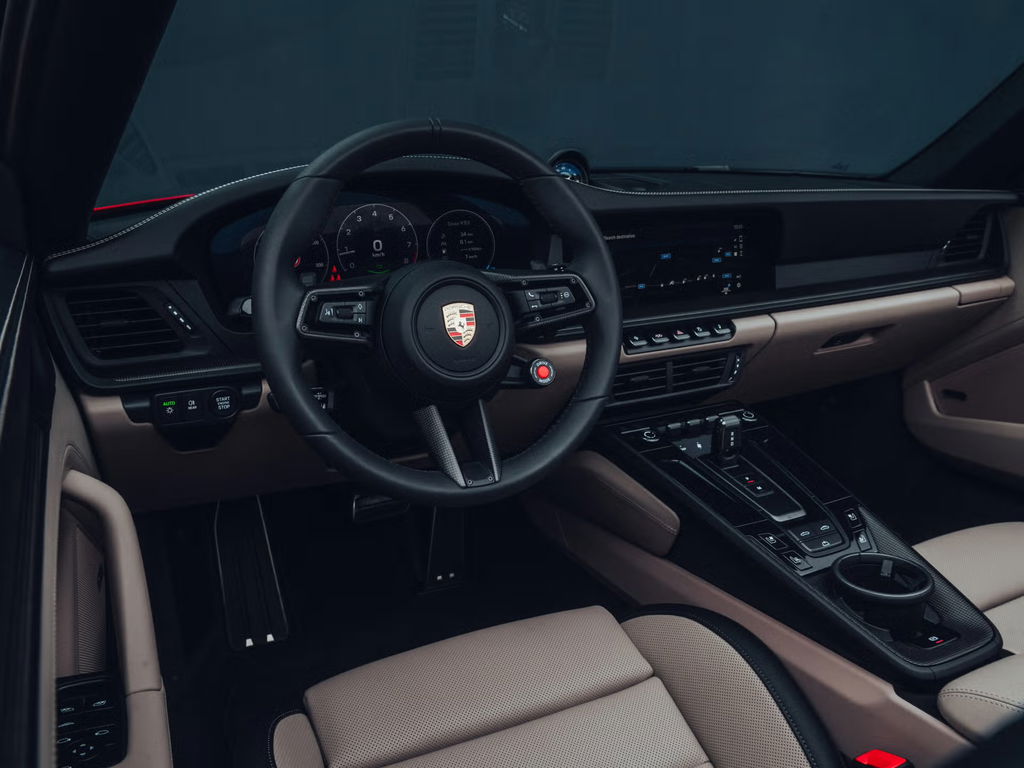 Porsche 992.2 Carrera GTS