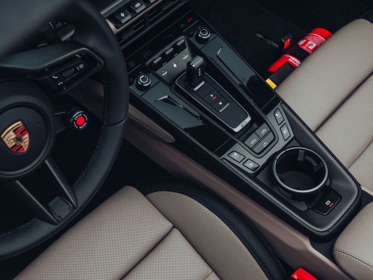 Porsche 992.2 Carrera GTS