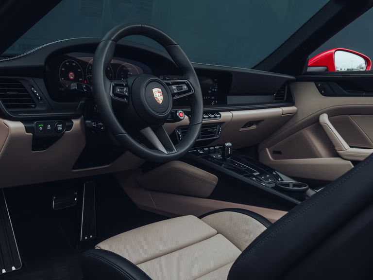 Porsche 992.2 Carrera GTS