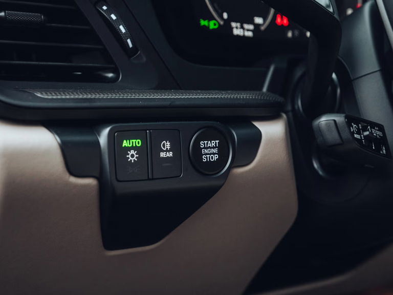 Porsche 992.2 Carrera GTS