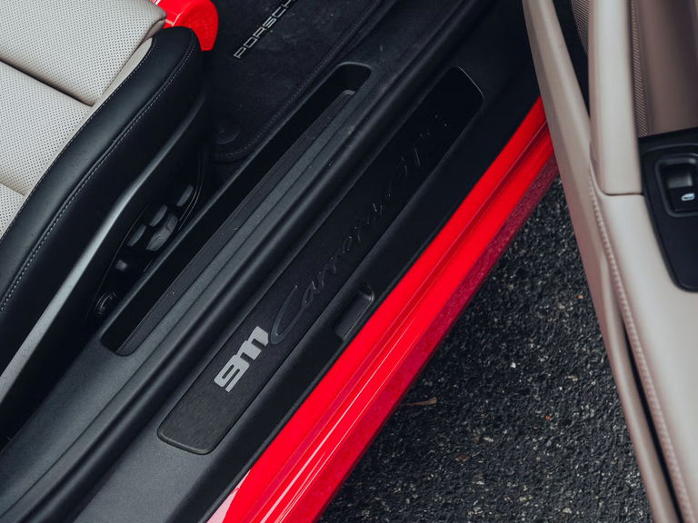 Porsche 992.2 Carrera GTS