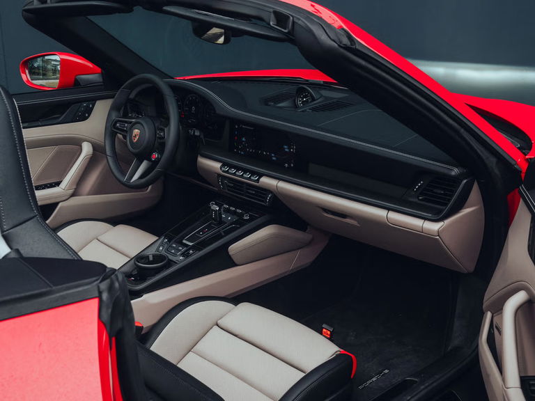 Porsche 992.2 Carrera GTS