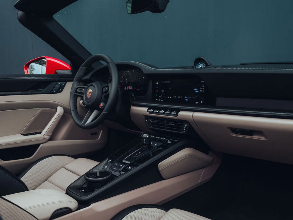 Porsche 992.2 Carrera GTS