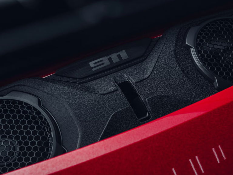 Porsche 992.2 Carrera GTS