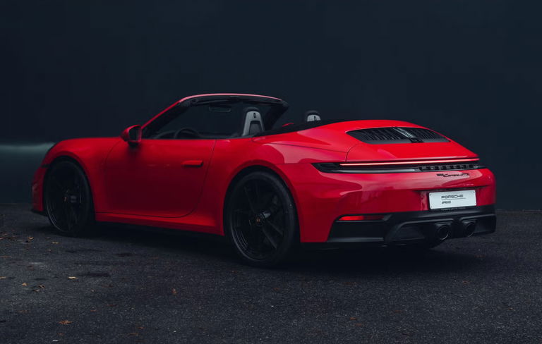 Porsche 992.2 Carrera GTS