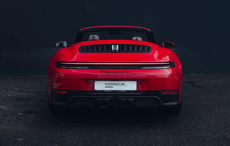 Porsche 992.2 Carrera GTS