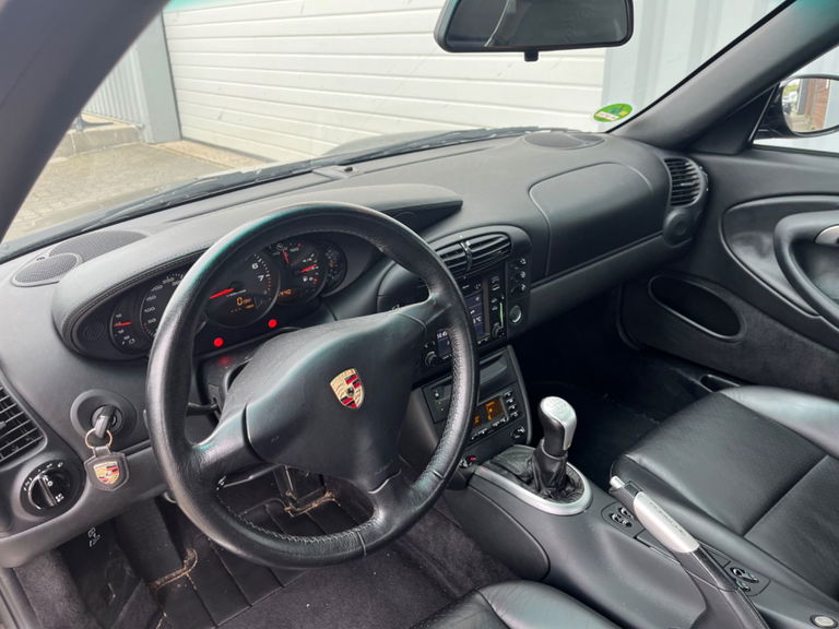 Porsche 996 Carrera