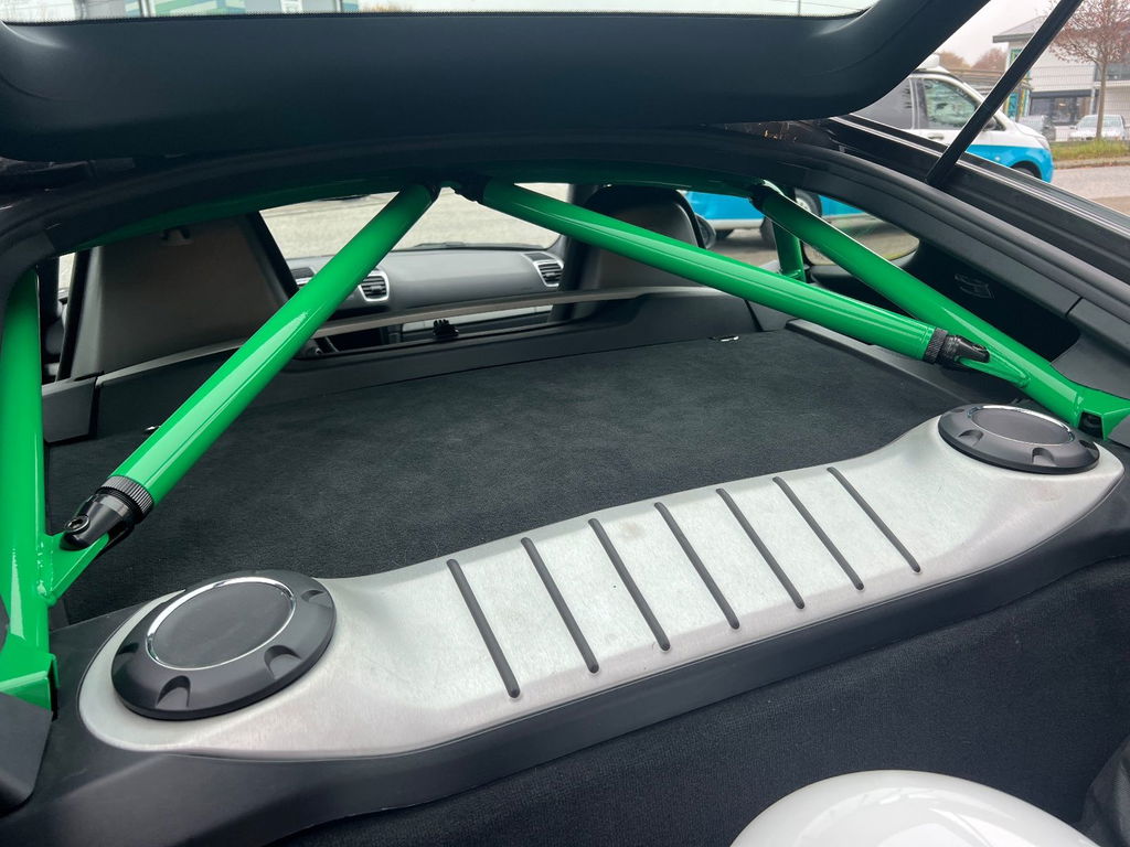 Porsche 981 Cayman GT4