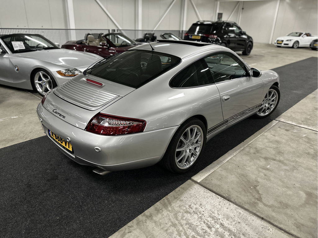 Porsche 996 Carrera
