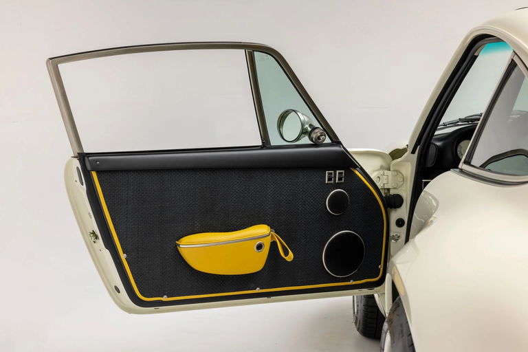 Porsche 911 Reimagined by Singer