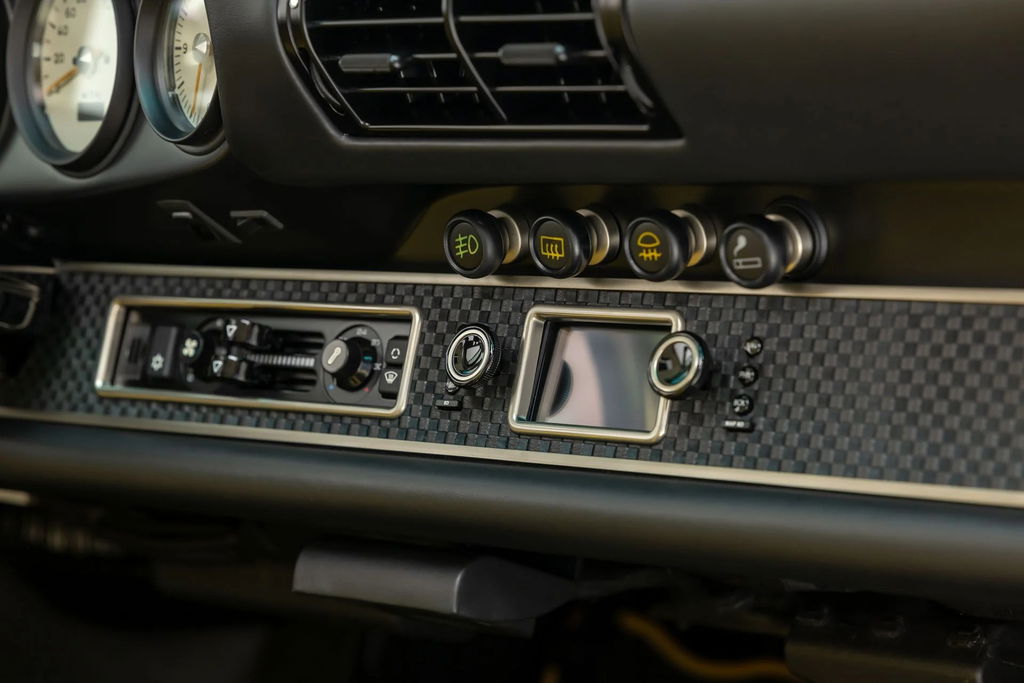 Porsche 911 Reimagined by Singer