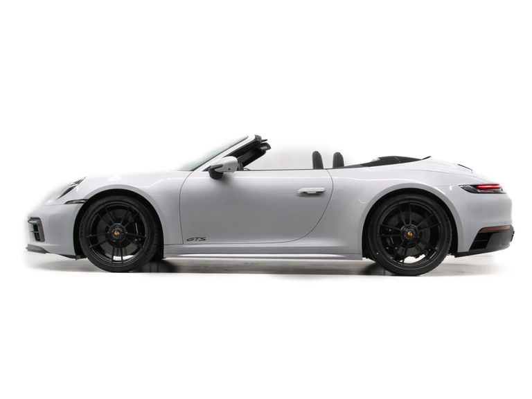 Porsche 992 Carrera 4 GTS