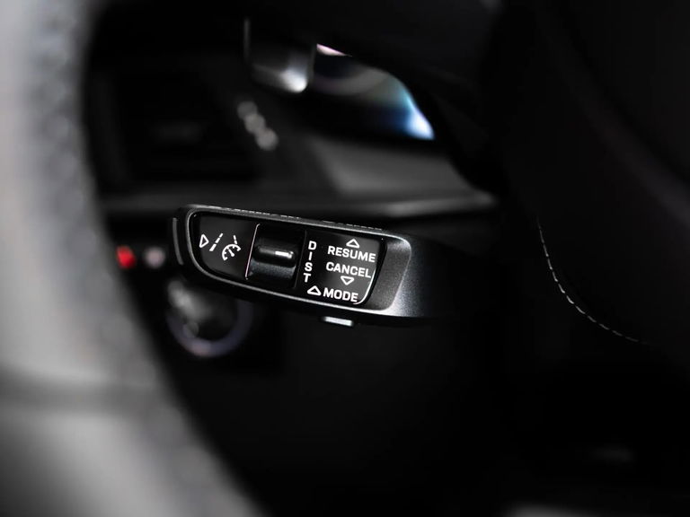 Porsche 992 Carrera 4 GTS