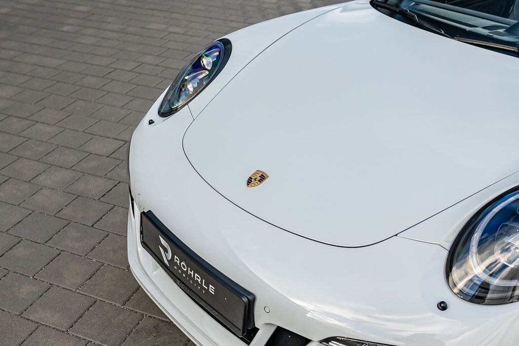 Porsche 991 Carrera GTS