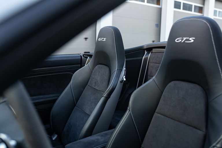 Porsche 991 Carrera GTS