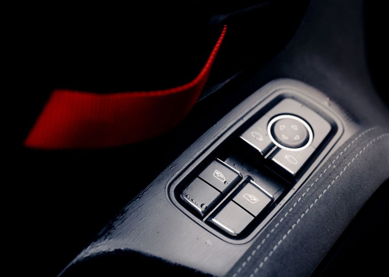 Porsche 718 Cayman GT4 RS