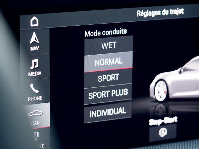 Porsche 992 Carrera 4S