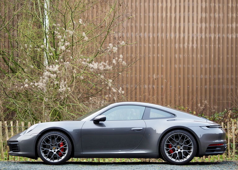 Porsche 992 Carrera 4S