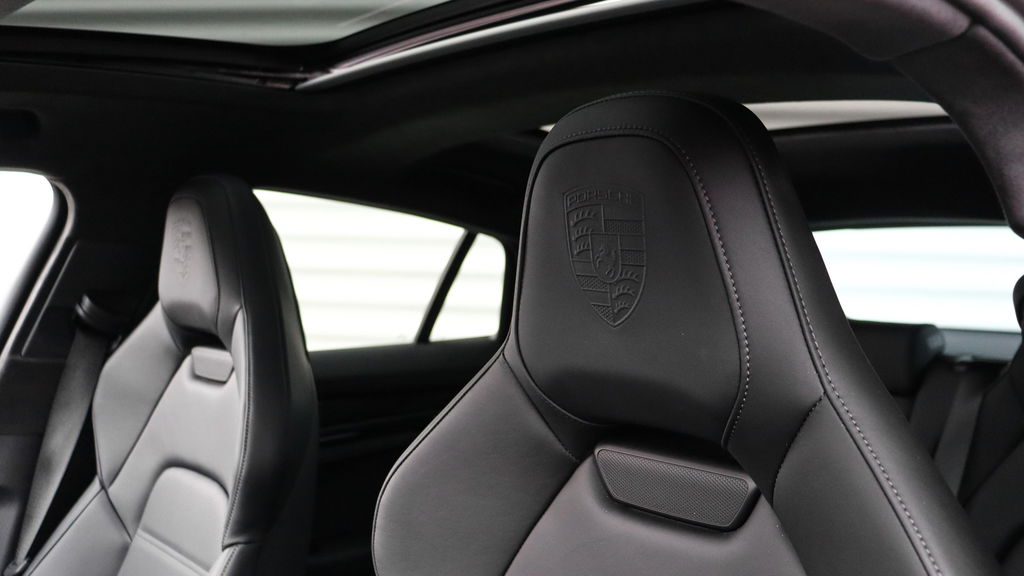 Porsche Panamera 4 E-Hybrid