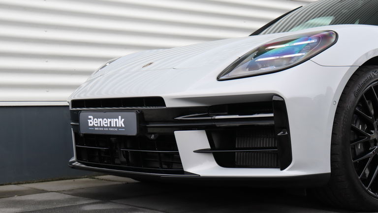 Porsche Panamera 4 E-Hybrid