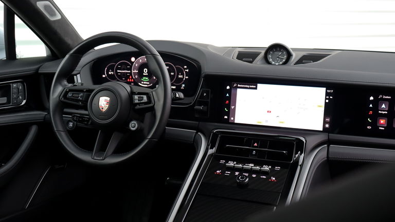 Porsche Panamera 4 E-Hybrid