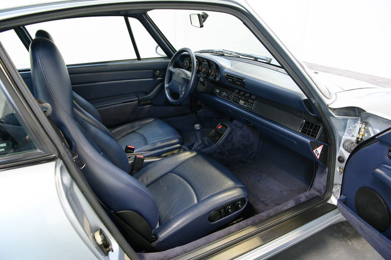 Porsche 993 Carrera 4