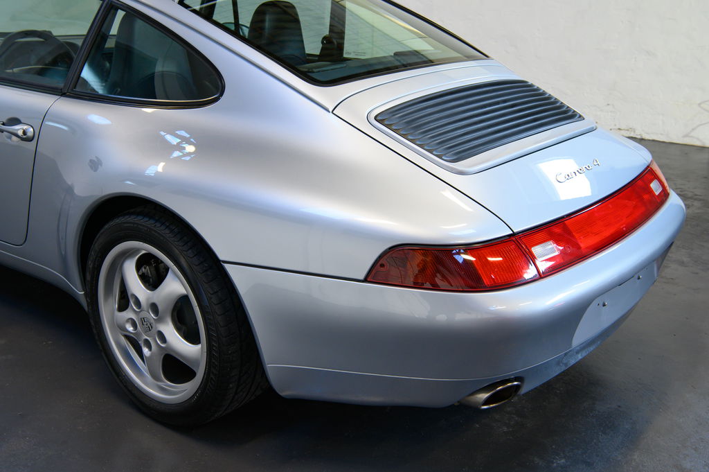 Porsche 993 Carrera 4