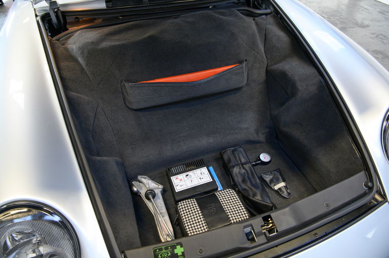 Porsche 993 Carrera 4