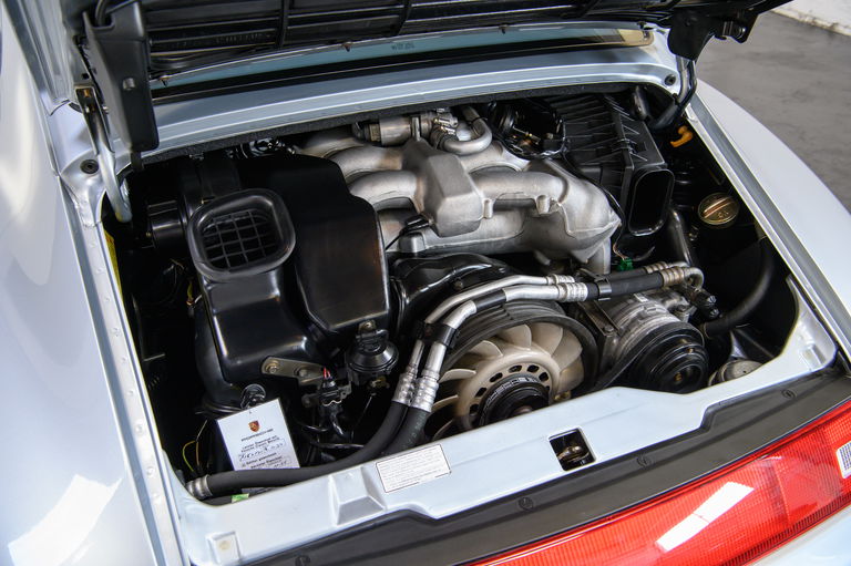 Porsche 993 Carrera 4