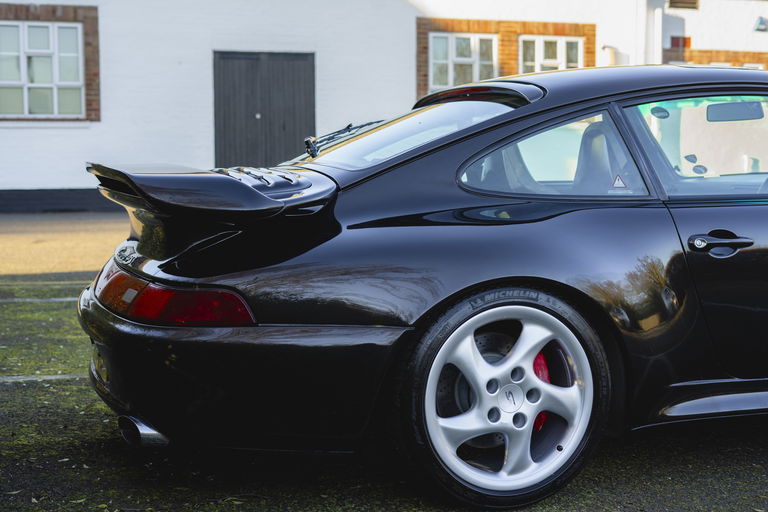 Porsche 993 Carrera 4S