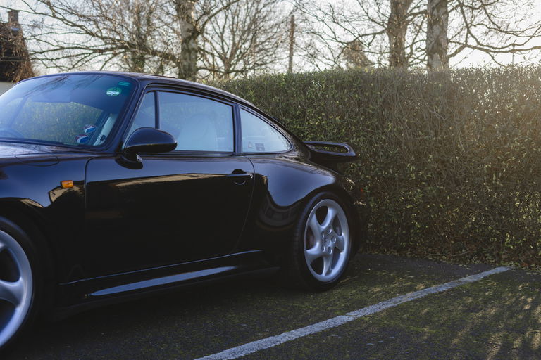 Porsche 993 Carrera 4S