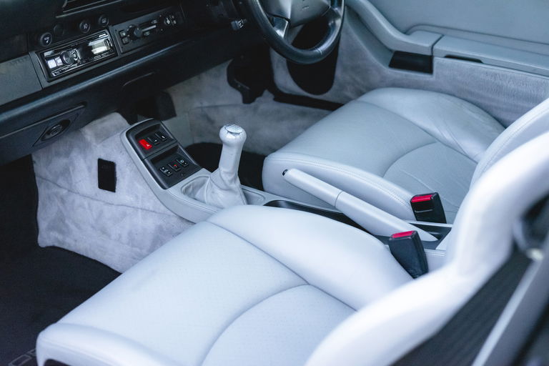 Porsche 993 Carrera 4S