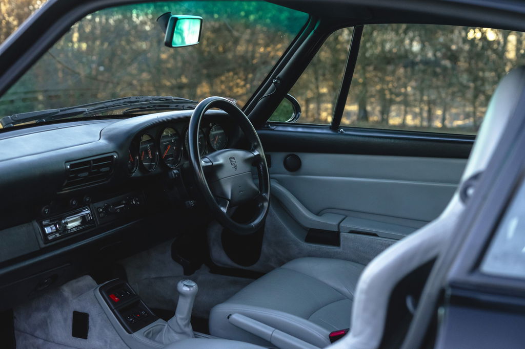 Porsche 993 Carrera 4S