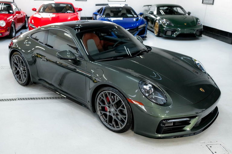 Porsche 992 Carrera 4S