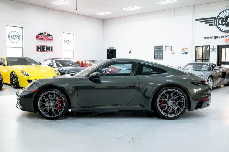 Porsche 992 Carrera 4S