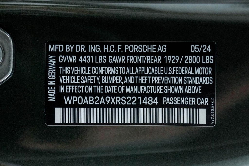 Porsche 992 Carrera 4S