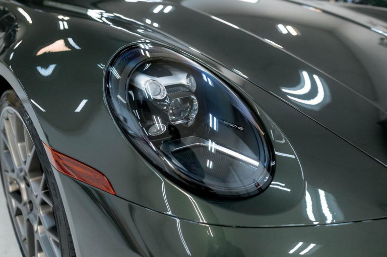 Porsche 992 Carrera 4S