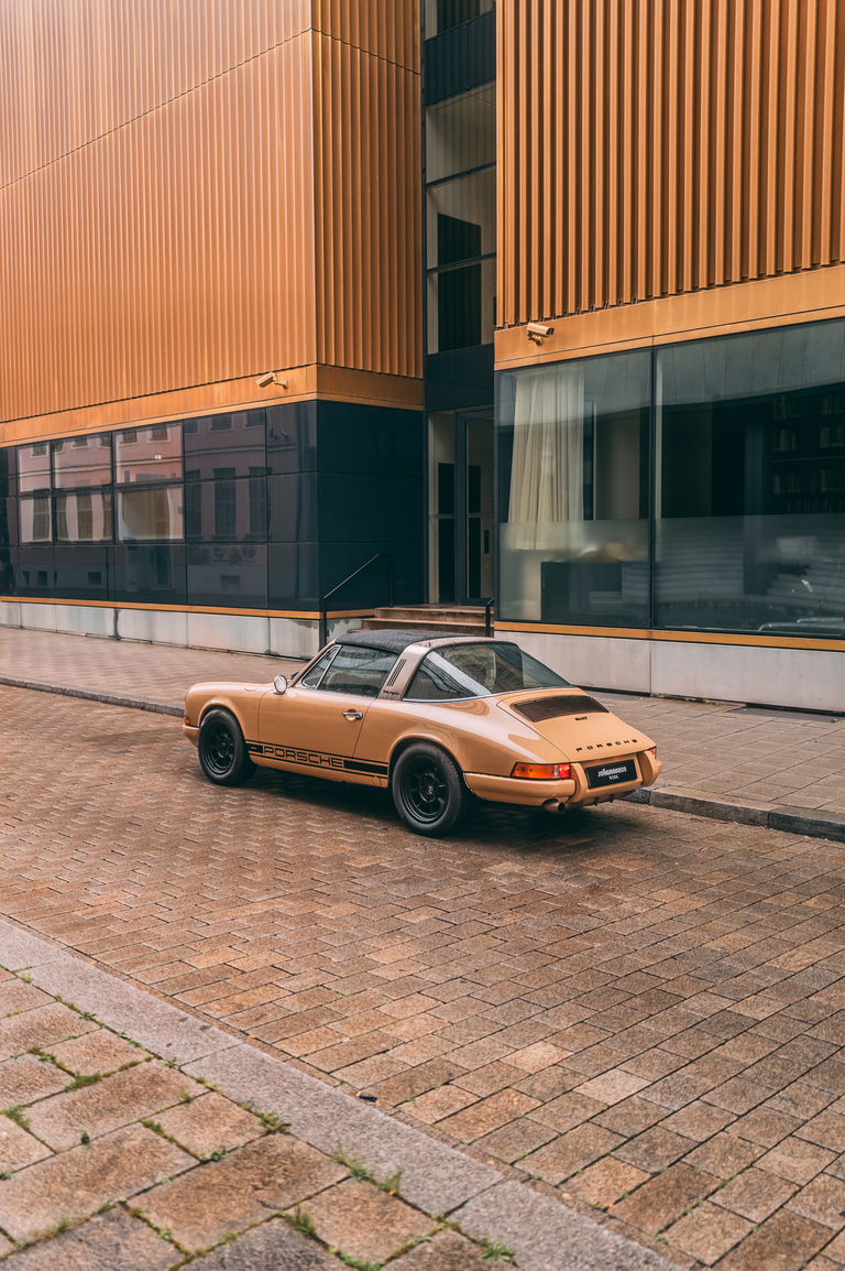 Porsche 911 S (F-Modell)