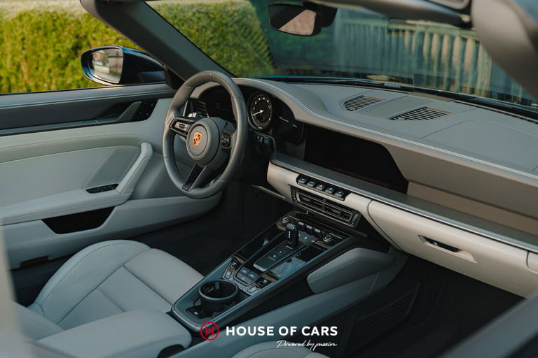 Porsche 992 Carrera 4S