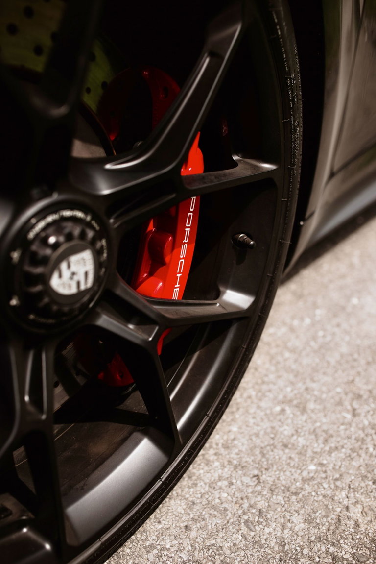 Porsche 992 GT3 Touring