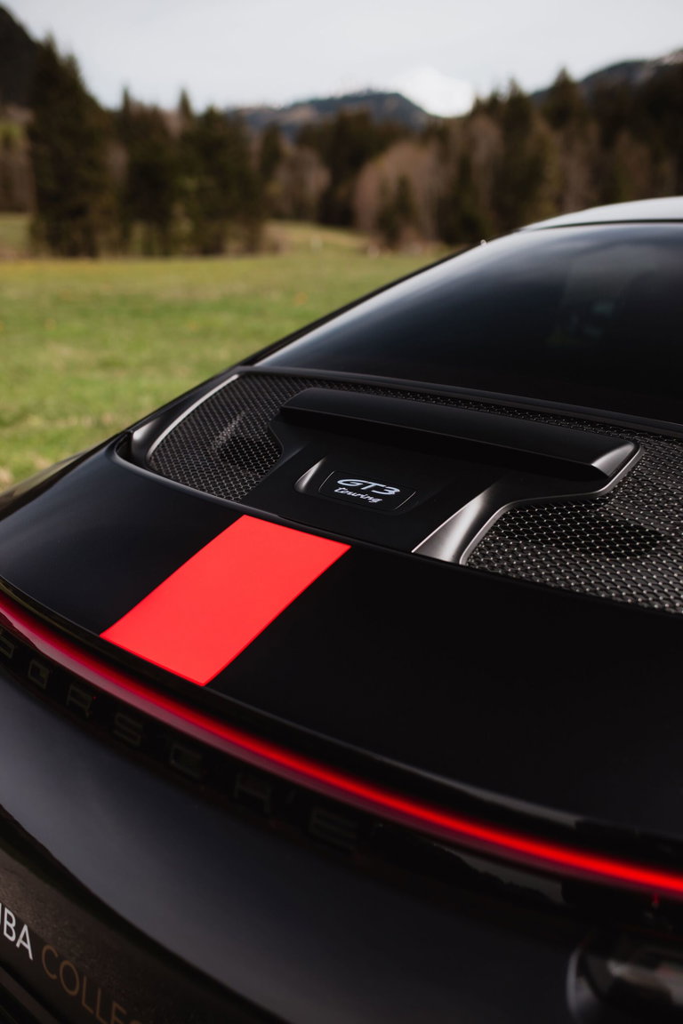 Porsche 992 GT3 Touring