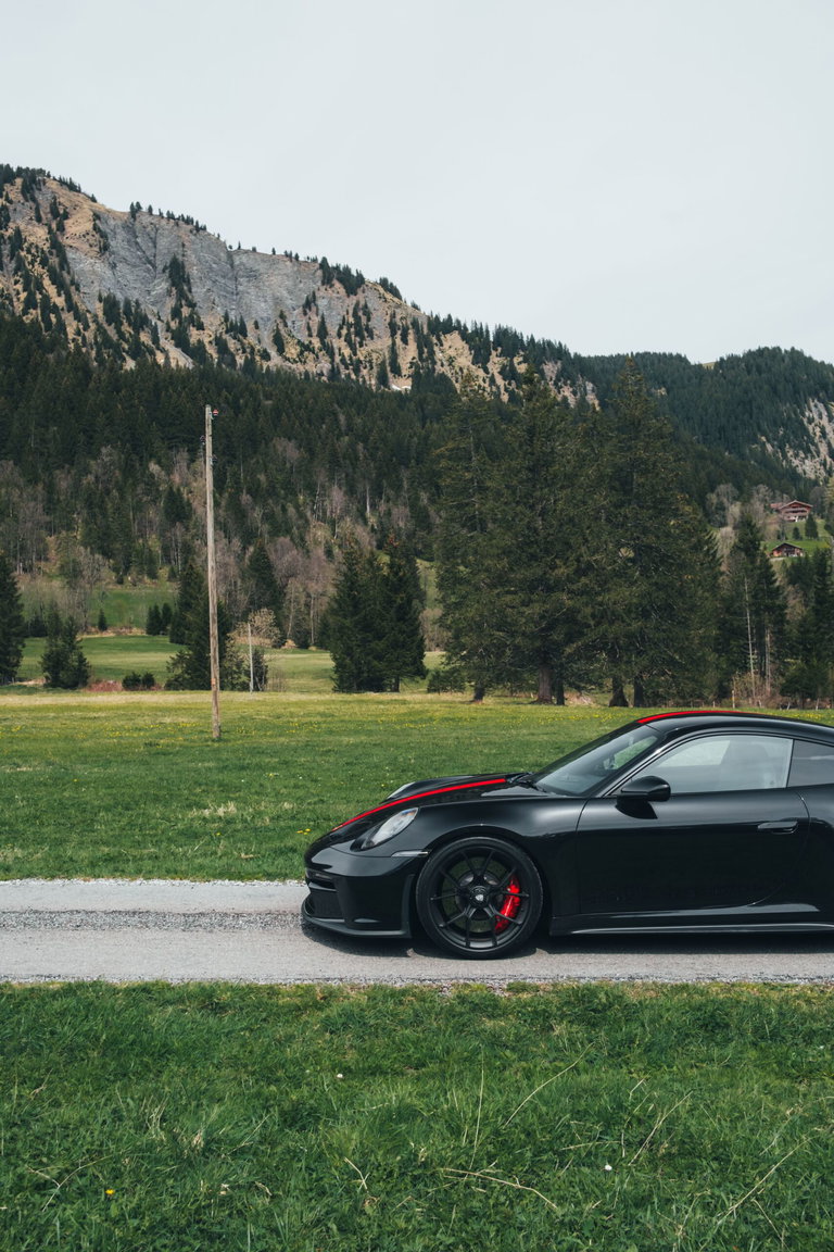 Porsche 992 GT3 Touring