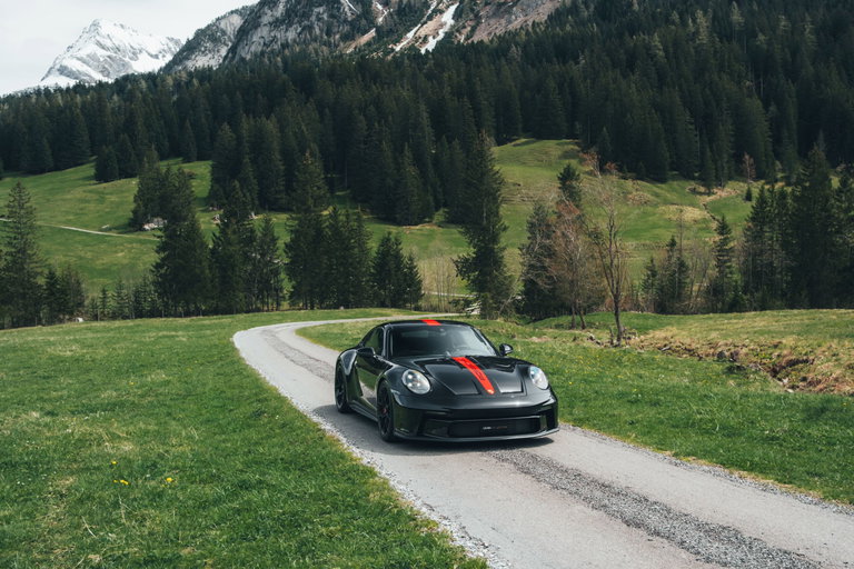 Porsche 992 GT3 Touring