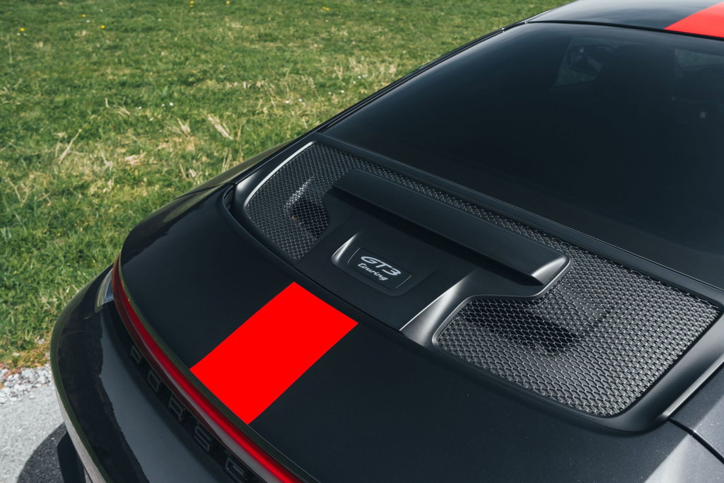 Porsche 992 GT3 Touring