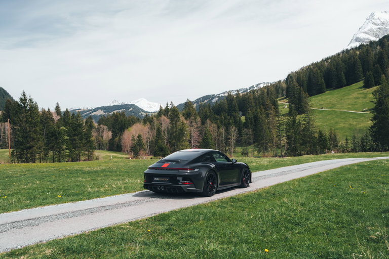 Porsche 992 GT3 Touring