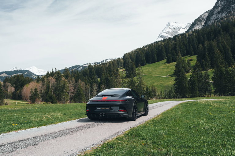 Porsche 992 GT3 Touring