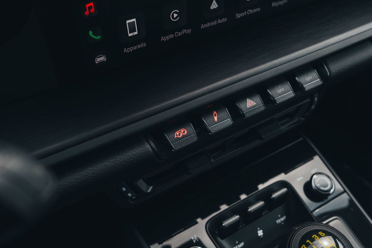 Porsche 992 GT3 Touring