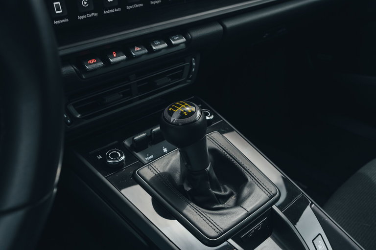 Porsche 992 GT3 Touring