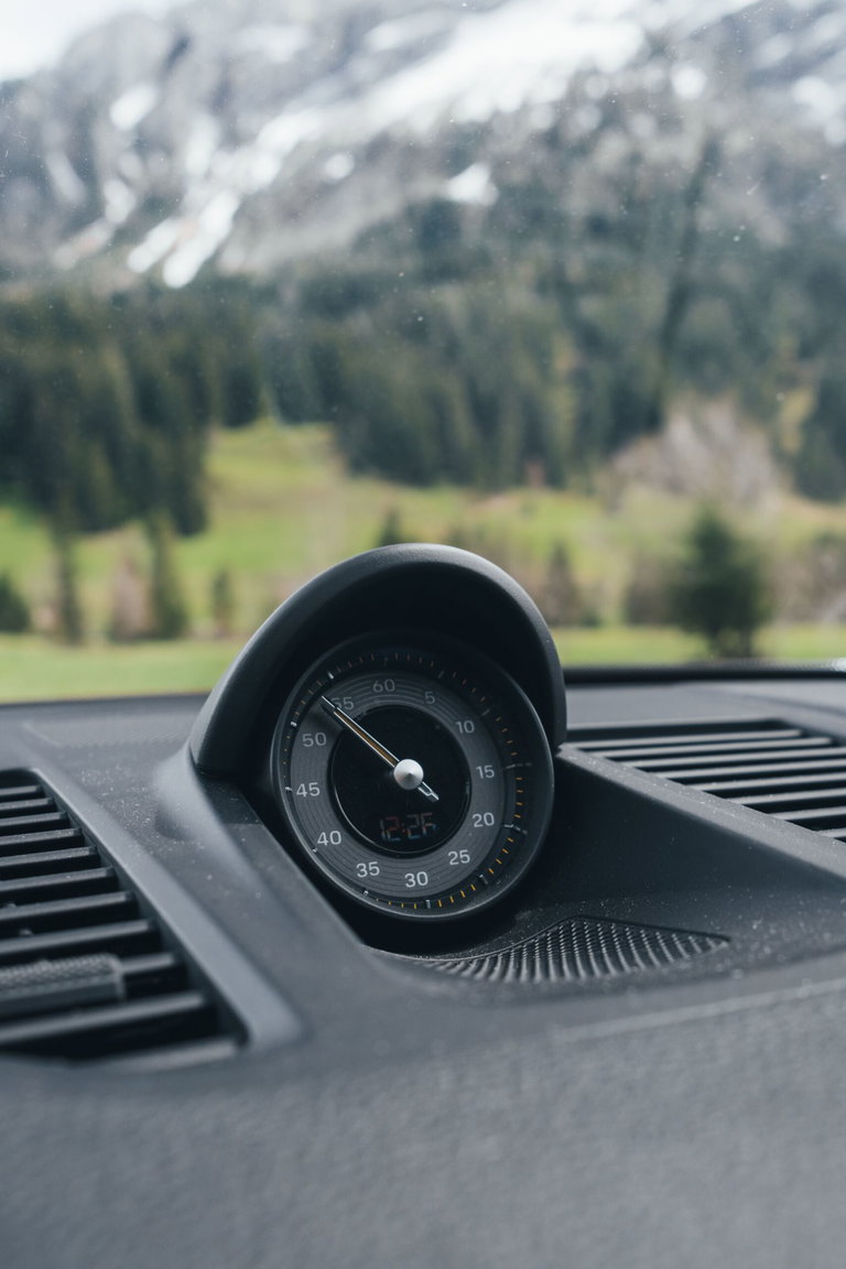 Porsche 992 GT3 Touring